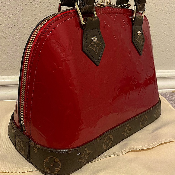 Louis Vuitton Vernis Epi Monogram Alma BB - Picture 3 of 8